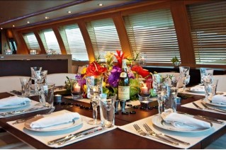 Yacht Natalia - Dining
